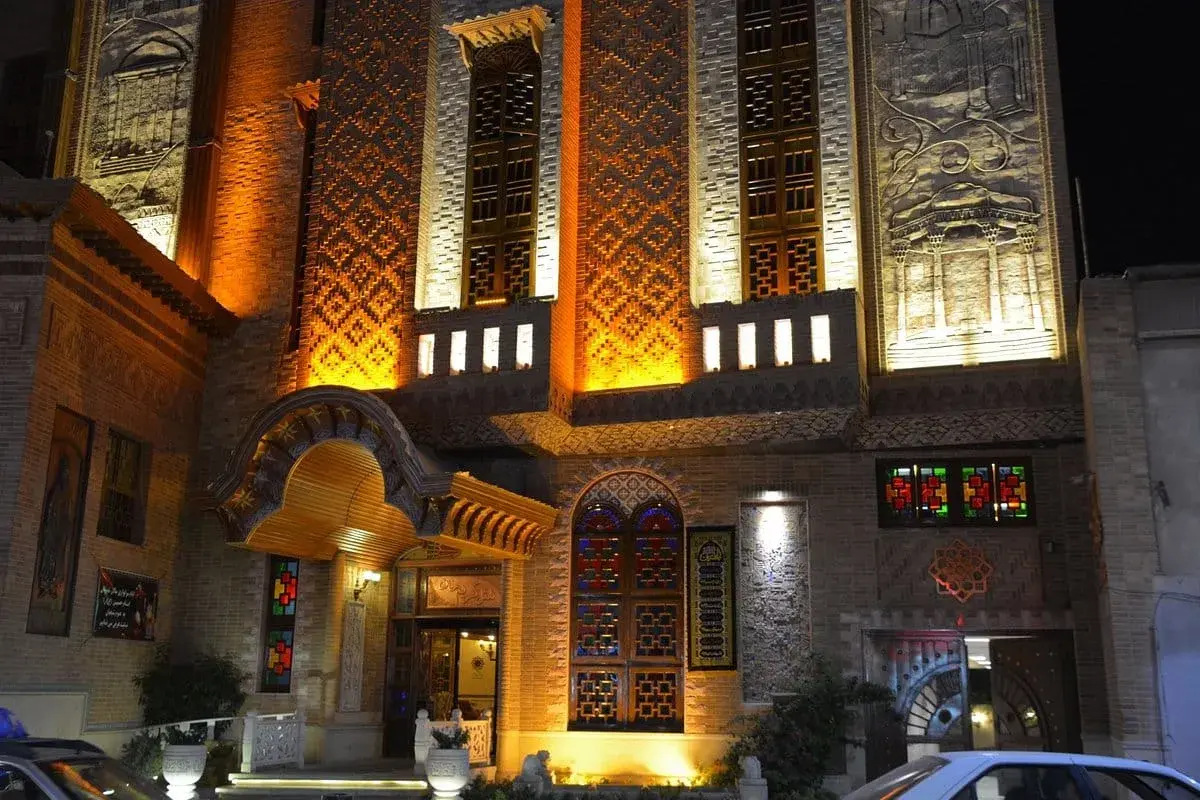 Karim Khan Hotel