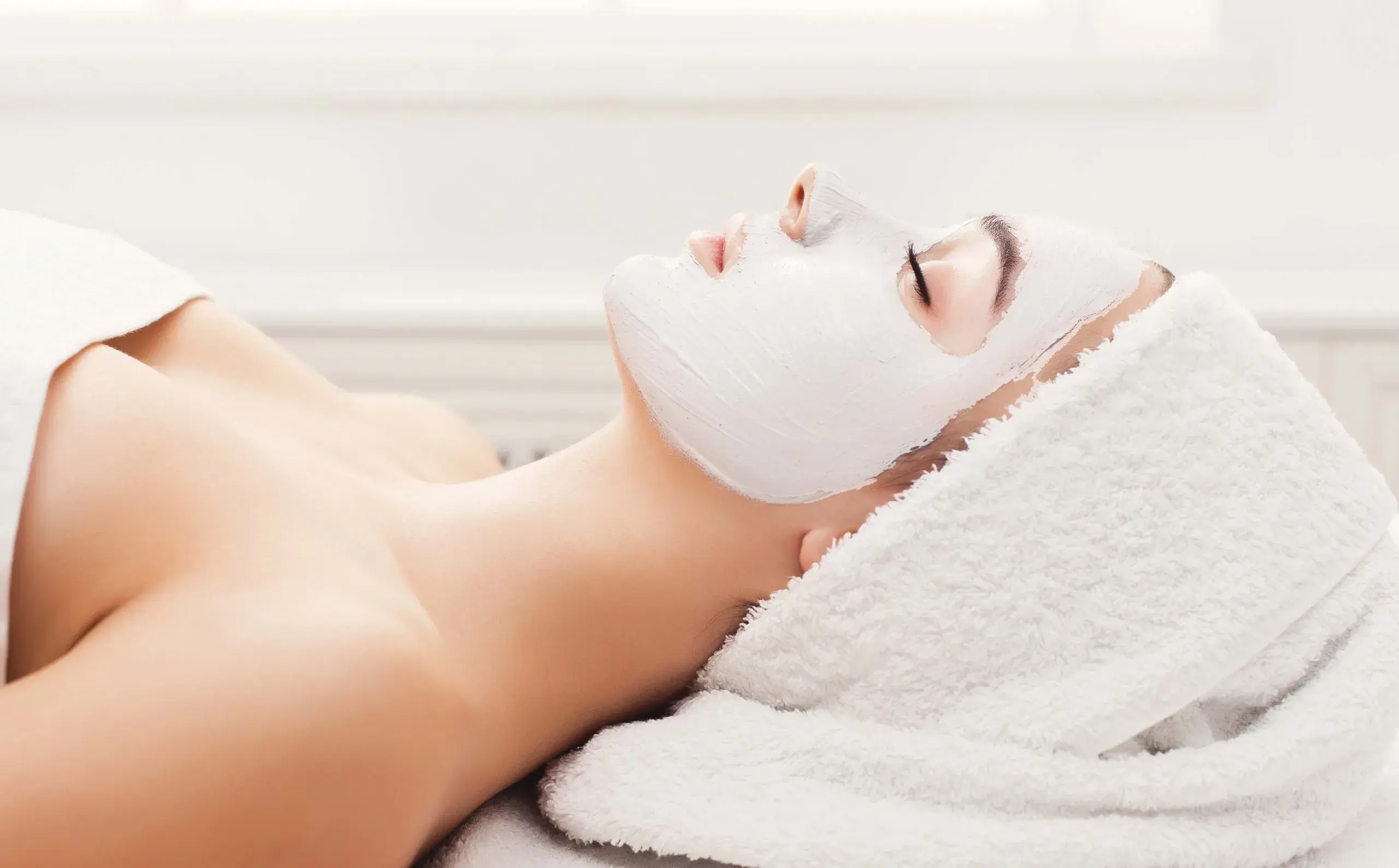 What happens during a Facial Session?