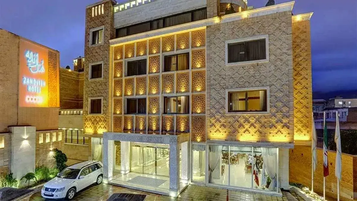 Zandiyeh Hotel