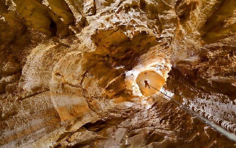 Kermanshah Prau Cave