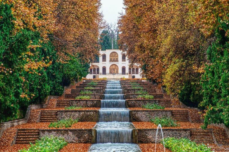 Shahzadeh Mahan Historical Garden