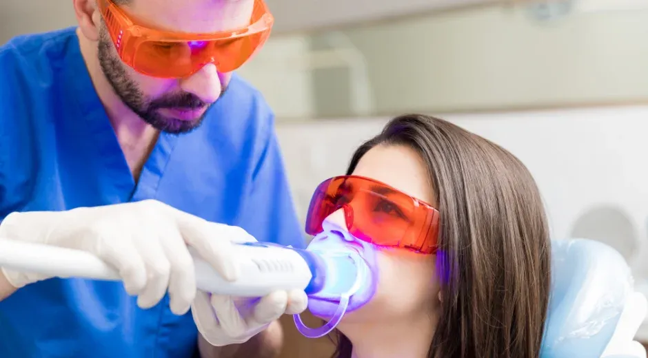 Everything you need to know before making your Teeth Whitening appointment