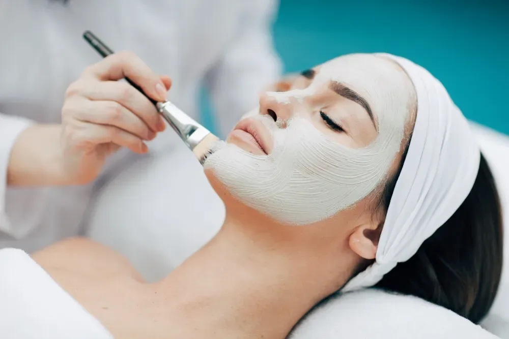 Facial in Iran